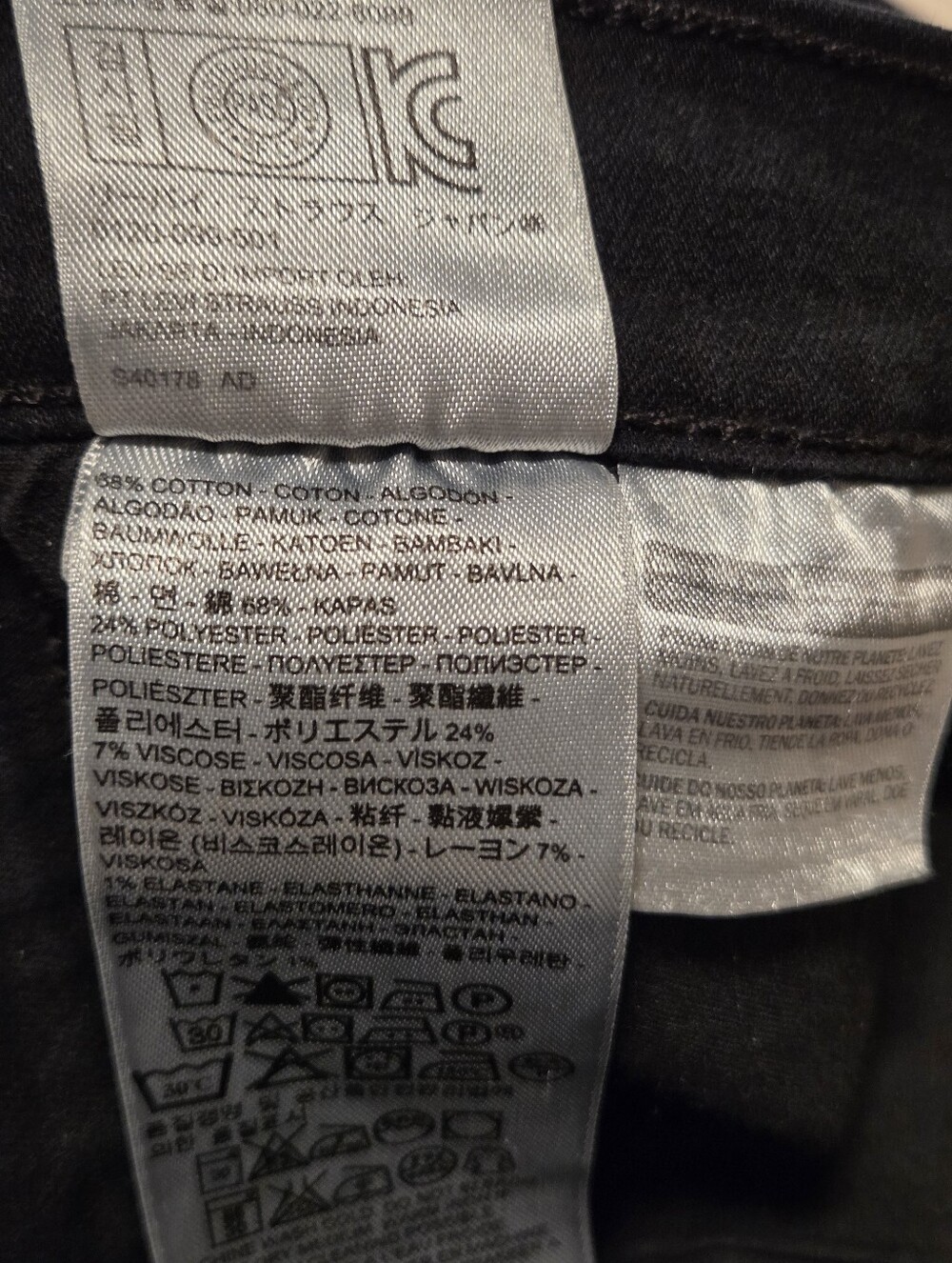 Levi's Black Flared-Leg Jeans Size 14 - Picture 15 of 16